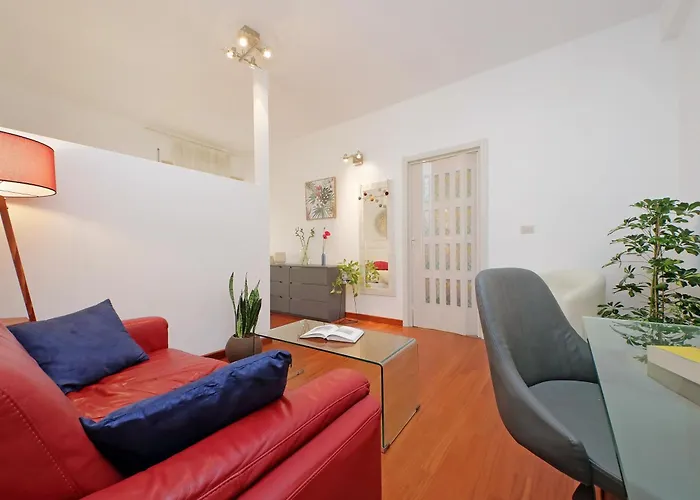 Modern Near Metro Malatesta With Balcony & Wi-fi רומא