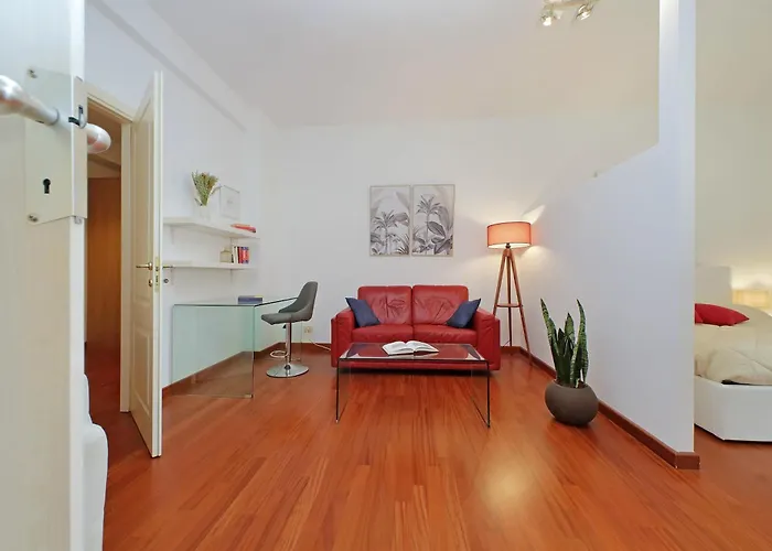 Modern Near Metro Malatesta With Balcony & Wi-fi *