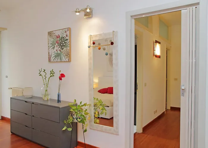 Modern Near Metro Malatesta With Balcony & Wi-fi * רומא